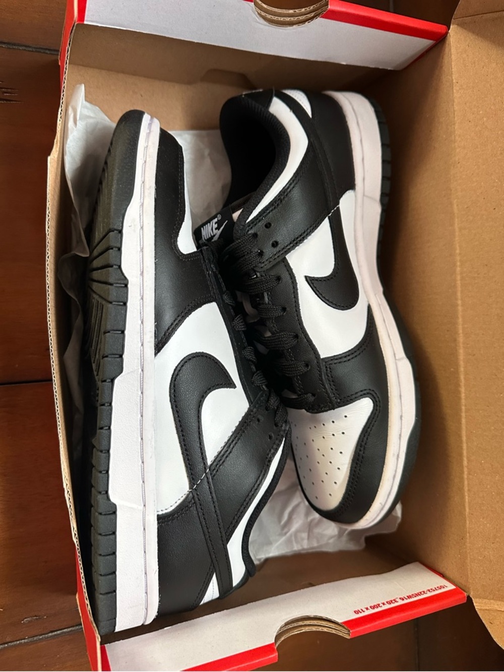 Nike Women’s Dunk Low-Top Sneakers - Picture 4 of 8